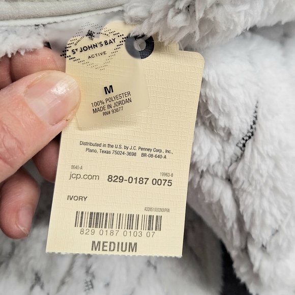 St.John's Bay Active Ivory Chevron Plush Jacket, Size Medium, RN#93677, NWT - Picture 2 of 13